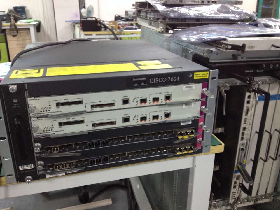 Cisco 7604实拍图